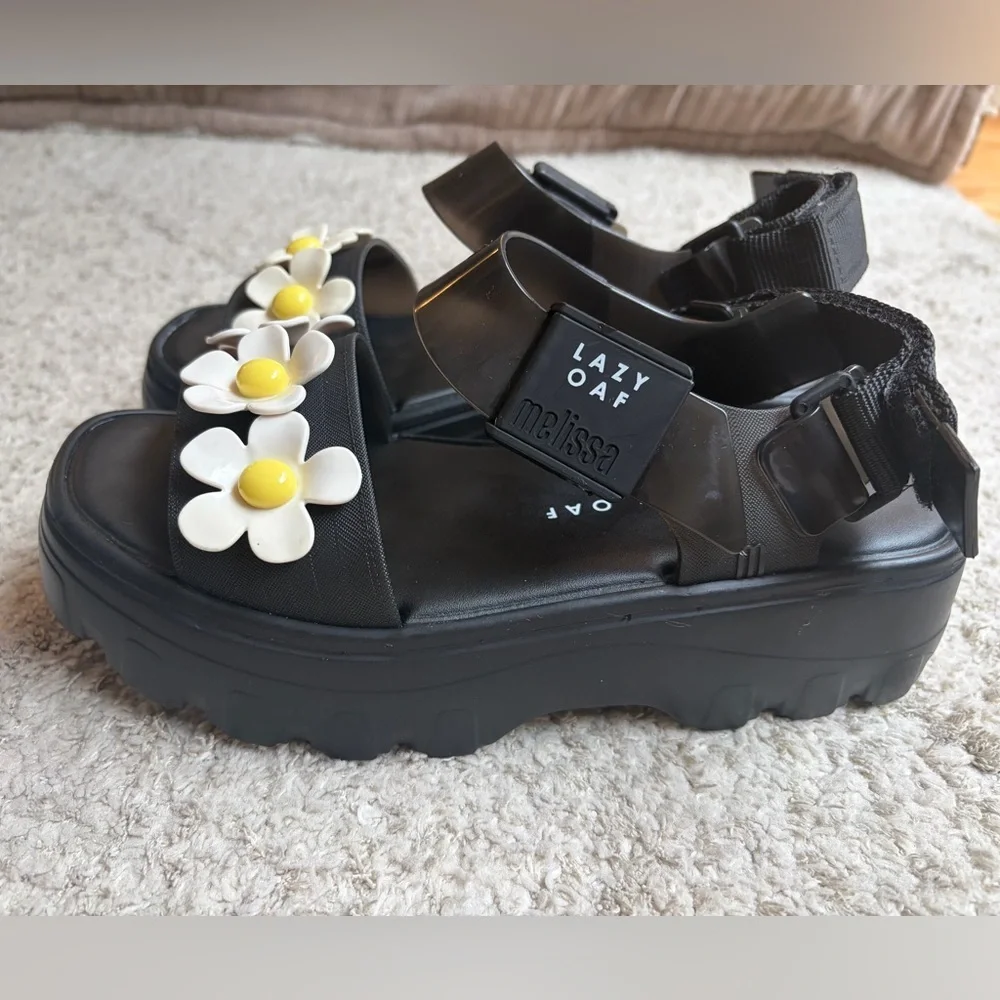 Melissa x Lazy Oaf BLACK KICK OFF SANDAL Women’s Size 7 Platform Chunky Daisy